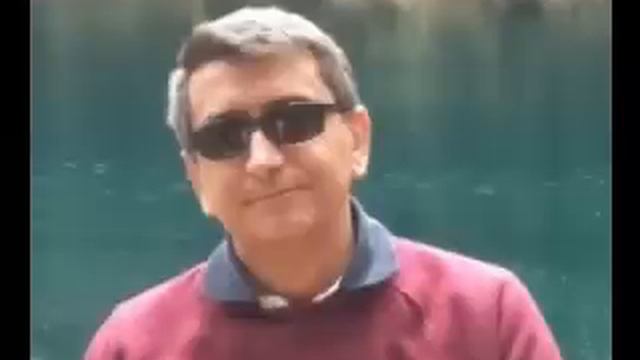 Telefonata in diretta mette in panico un ''giornalista'' смотреть онлайн