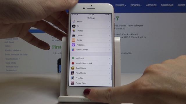 How to Activate QR Codes Scanning in APPLE iPhone 7 – Read Quick Response Codes смотреть онлайн