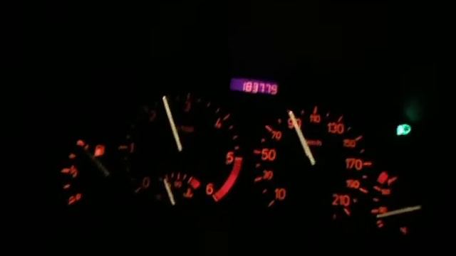 Peugeot 206 2.0 HDI repro. Recuperación 80-150 kmh en 4ª.AVI смотреть онлайн