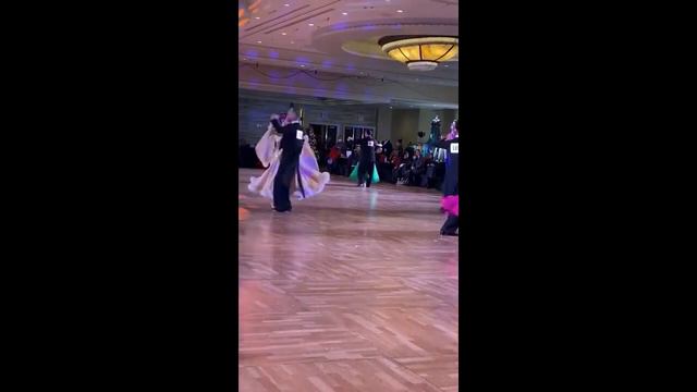 2021 Holiday Dance Classic - Amateur Pre-Champ - David Burt w/ Vivian Nguyen смотреть онлайн