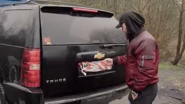CHEVROLET TAHOE V8 5.3L откуда про него узнала росгвардия или приключения Американца в России. смотреть онлайн