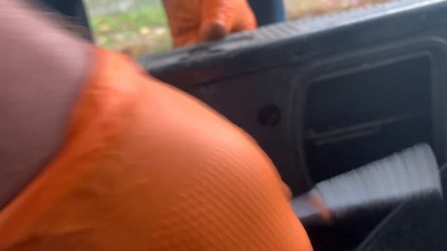 Mercedes W123 300D Door Handle & Trunk Lock Removal Install смотреть онлайн