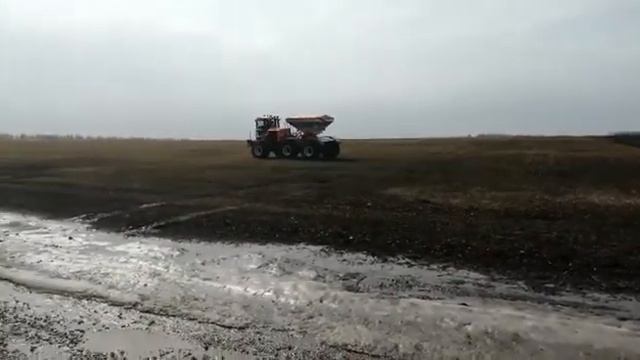 Самоходный опрыскиватель-разбрасыватель Туман-3 в Венёвском районе Тульской области смотреть онлайн