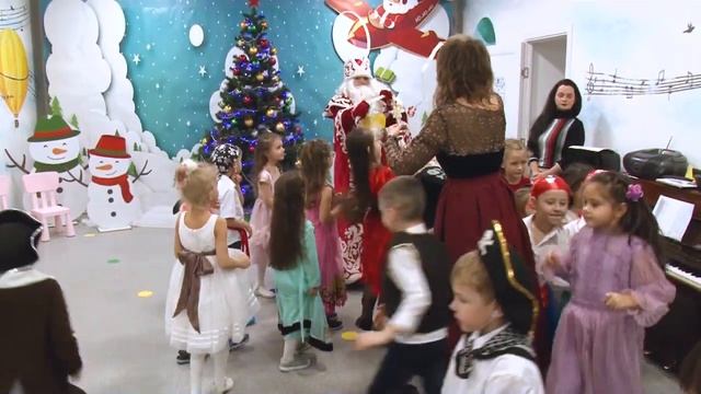 Новогодний утренник старшей группы 2018 смотреть онлайн