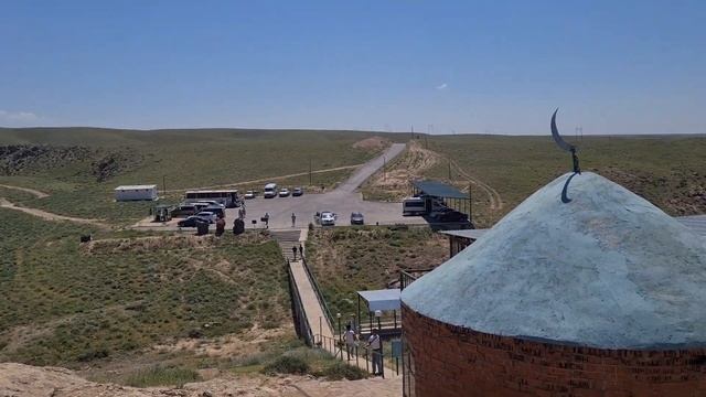 Колодец Укаша ата!! Казахстан Туркестан. Карнак!