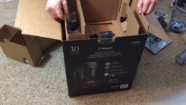 Vitamix V1200 Unboxing (Venturist Series) смотреть онлайн