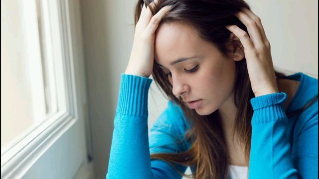 8-летняя слепая девочка пришла на свадьбу, но ее выгнали. Но перед этим она успела рассказать правду