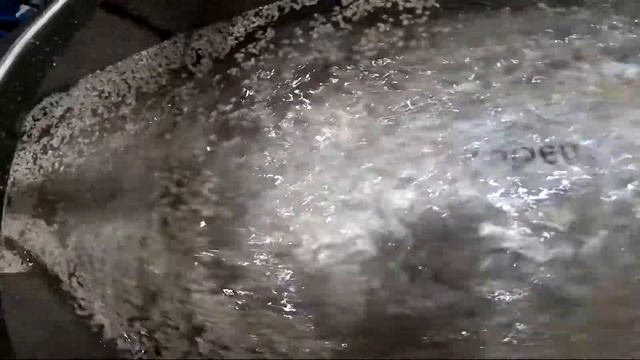Производство вторичных гранул стрейч на двухкаскадной линии с компактором SJ 150/150 SKGM смотреть онлайн