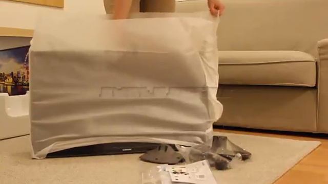 Unboxing SAMSUNG HD LED TV UE32F4000AW смотреть онлайн