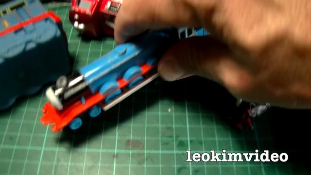 Russian Atomic Aircraft Carrier RC Shark Attack Cheap Warship Toy Pool Fun смотреть онлайн