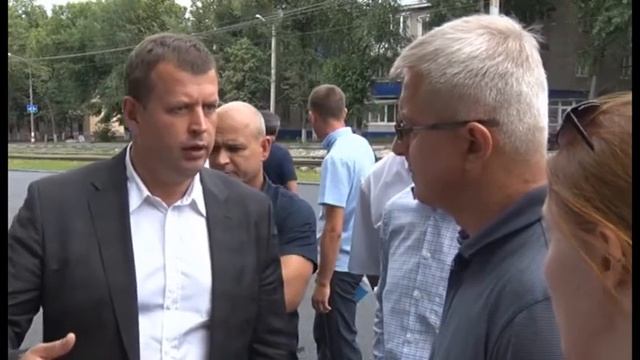 Ремонт дорог Ульяновска инспектирует замруководителя Федерального дорожного агентства Игорь Астахов смотреть онлайн