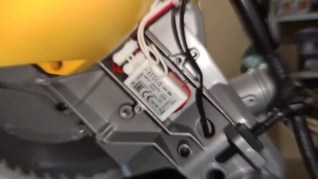 Плавный пуск и подсветка (теневой прицел) на торцовочную пилу ЭНКОР КОРВЕТ 4-300 смотреть онлайн