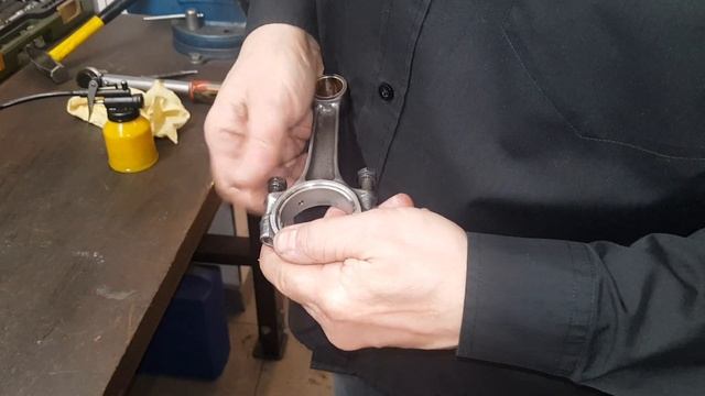 Steyr Puch Pleuel-Montage auf Kurbelwelle смотреть онлайн