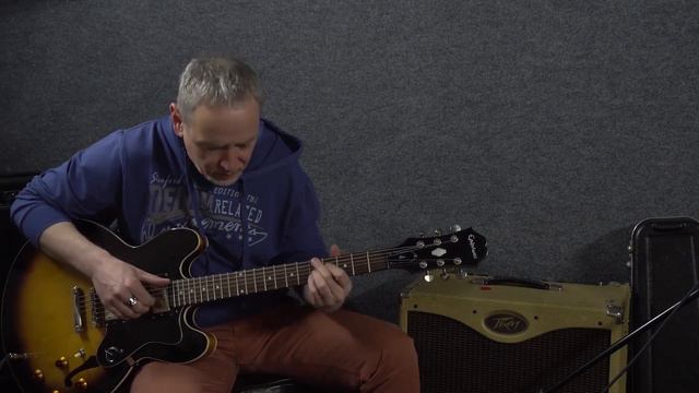 Струнодер 3.0 - Epiphone The Dot смотреть онлайн