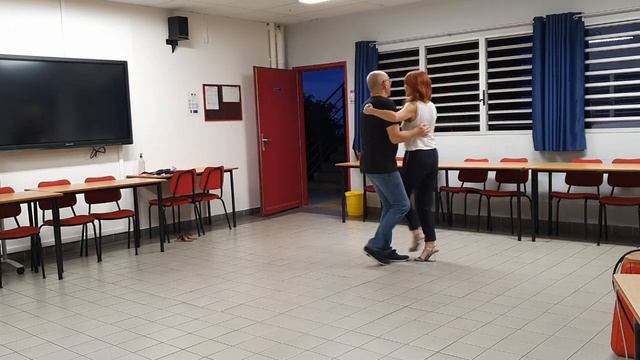 Démo Kizomba-Tango - dans mes rêves - DJ-Radikal смотреть онлайн