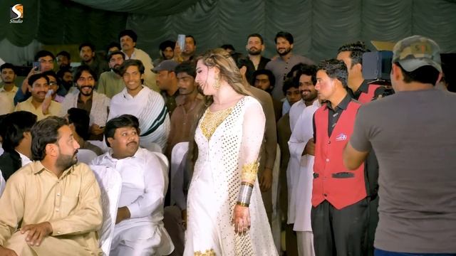 Full Support - Pari Paro Saraiki Dance Performance - Bhakhar Show 2021 смотреть онлайн