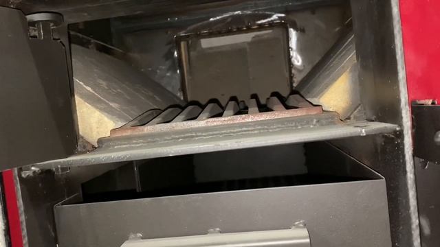 Устройство горелки в котле «Суворов Ультра» смотреть онлайн