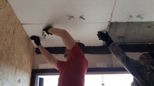 РЕМОНТ В УБИТОМ ГАРАЖЕ 5/6: утепление потолка / утепление гаража изнутри