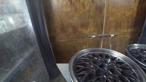 Покраска колесных дисков автомобиля в гараже своими руками