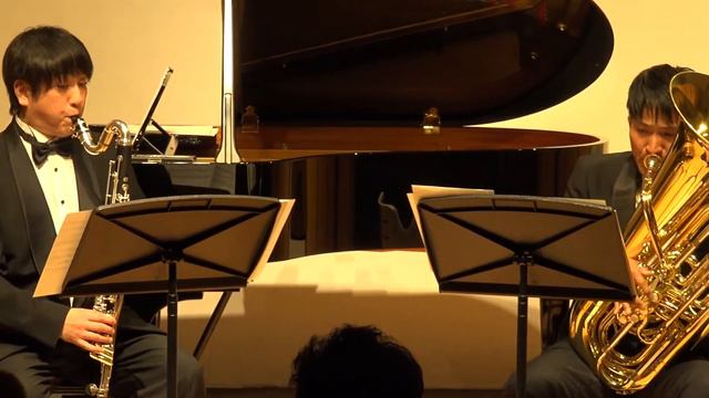 Bass Clarinet and Tuba Jazz Duet - 'Hobo Blues' - смотреть онлайн