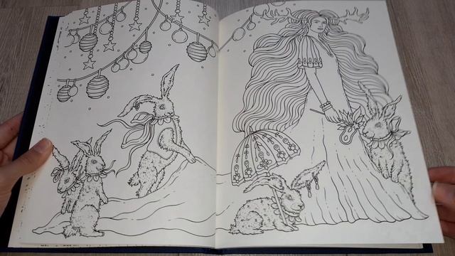 Обзор на раскраску антистресс "Полуночныйй маскарад " / "Midnatts maskeraden" от Ханны Карлсон смотреть онлайн