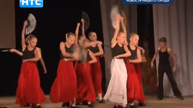 В Ирбите выступил ансамбль танца Свердловской филармонии «Улыбка» смотреть онлайн