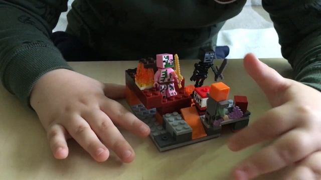 Конструктор Майнкрафт от MY WORLD. Аналог Лего Майнкрафт Бой в Подземелье #21139.