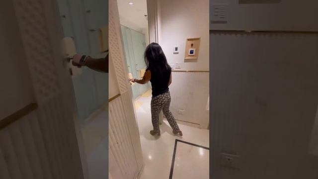 Spa at itc narmada Ahemdabad ❤️this is the best spa room ?watch full video ? #divyabhatt #spa#itc смотреть онлайн