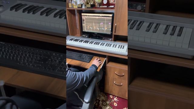 Алибек Каирбеков. Она одна (Руки Вверх) смотреть онлайн
