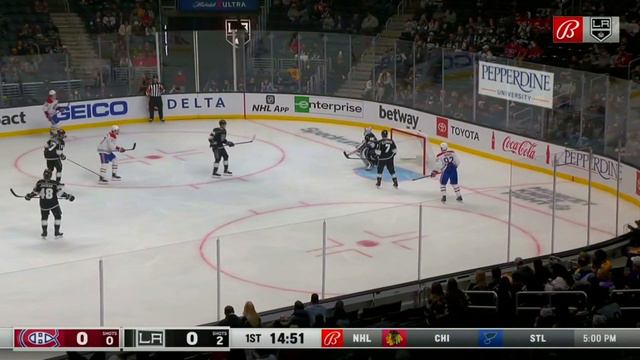 Mikey Anderson gets a poke check on Artturi Lehkonen to knock the puck loose. смотреть онлайн