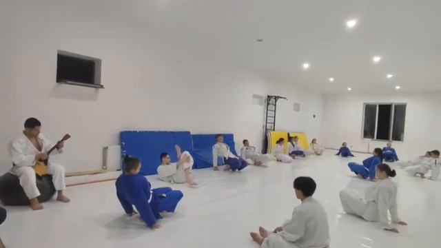 Мой знаменитый и титулованный ученик..Батрадз Кайтмазов. смотреть онлайн