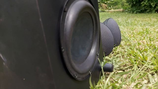 LOGITECH G560 BASS TEST OUTDOOR☀☀ смотреть онлайн