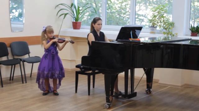 Часть 4  Антонио Вивальди  Концерт Соль мажор1 часть   исполняет Елена Фесенко