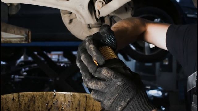 Плановое техническое обслуживание автомобиля Volkswagen Touareg 2 3,6 FSI смотреть онлайн