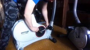 Как открутить педали велотренажера