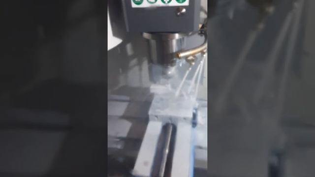 #firstchips on my new haas mini mill смотреть онлайн
