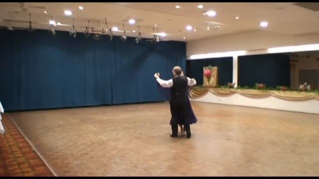 Feather Foxtrot смотреть онлайн