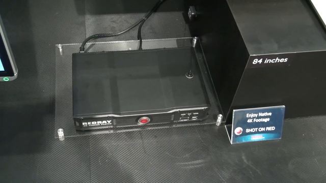 CES 2013 Toshiba 4K Ultra HD World & RED EPIC RED RAY смотреть онлайн