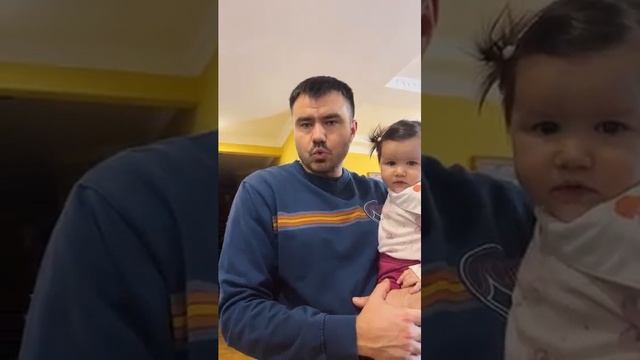 Дай булочку укусить ☺️ смотреть онлайн