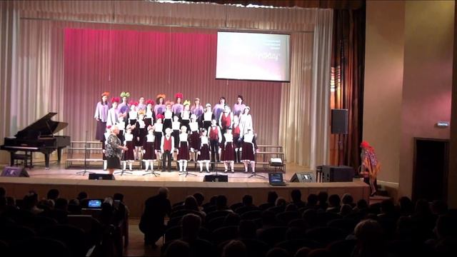 «Хозяйка яблоневого сада» И. Хрисаниди, сл. А.Фролова смотреть онлайн