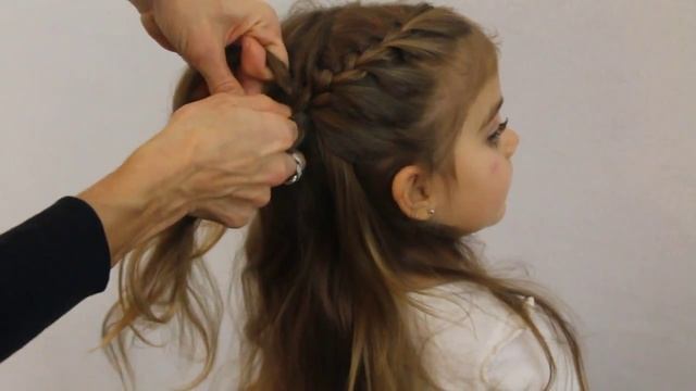 Waterfall Braid Tutorial - Sweetest Bug Bows смотреть онлайн