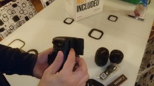 Canon EOS 2000D camera unboxing and short review смотреть онлайн