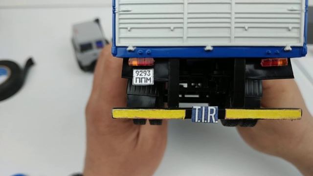 Тюнинг масштабных моделей! Как сделать брызговики и шланги на грузовик МАЗ Автоистория! Про машинки смотреть онлайн