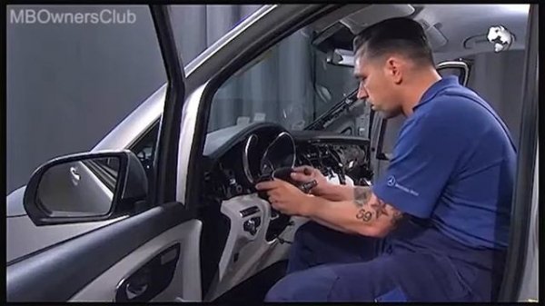 Демонтаж приборной панели v-klasse W447