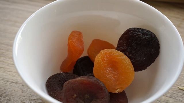 Тыквенный пирог с медом и корицей. Без Сахара. Рецепт как готовить. смотреть онлайн