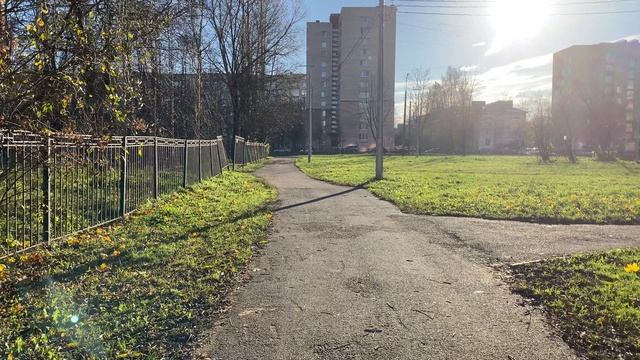 Последний день 2022 года в октябре осень #УВалеры смотреть онлайн