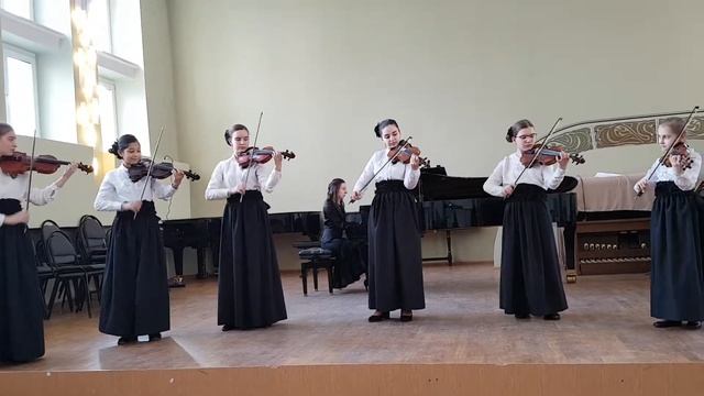 Скрипичный ансамбль 
