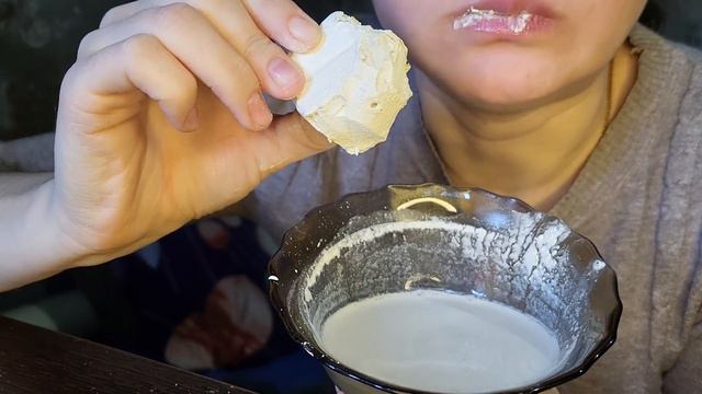 ASMR White Chocolate Paste ~ Асмр Белый Шоколад в пасте смотреть онлайн