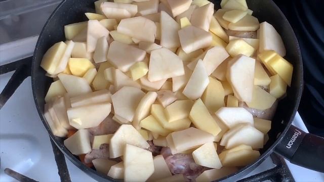 Картошка с курицей на пиве смотреть онлайн