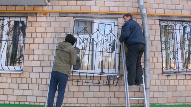 Кованые решетки на окна от производителя - Стальной Декор г. Москва смотреть онлайн